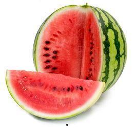 路边吃瓜照片,路人驻足，共享夏日吃瓜乐趣