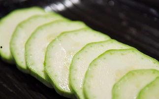 昆明各高校吃瓜,瓜分校园美味，探寻校园小吃地图